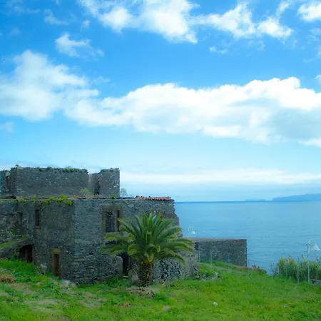 Donna Nadia 112 * Canico (Madeira)